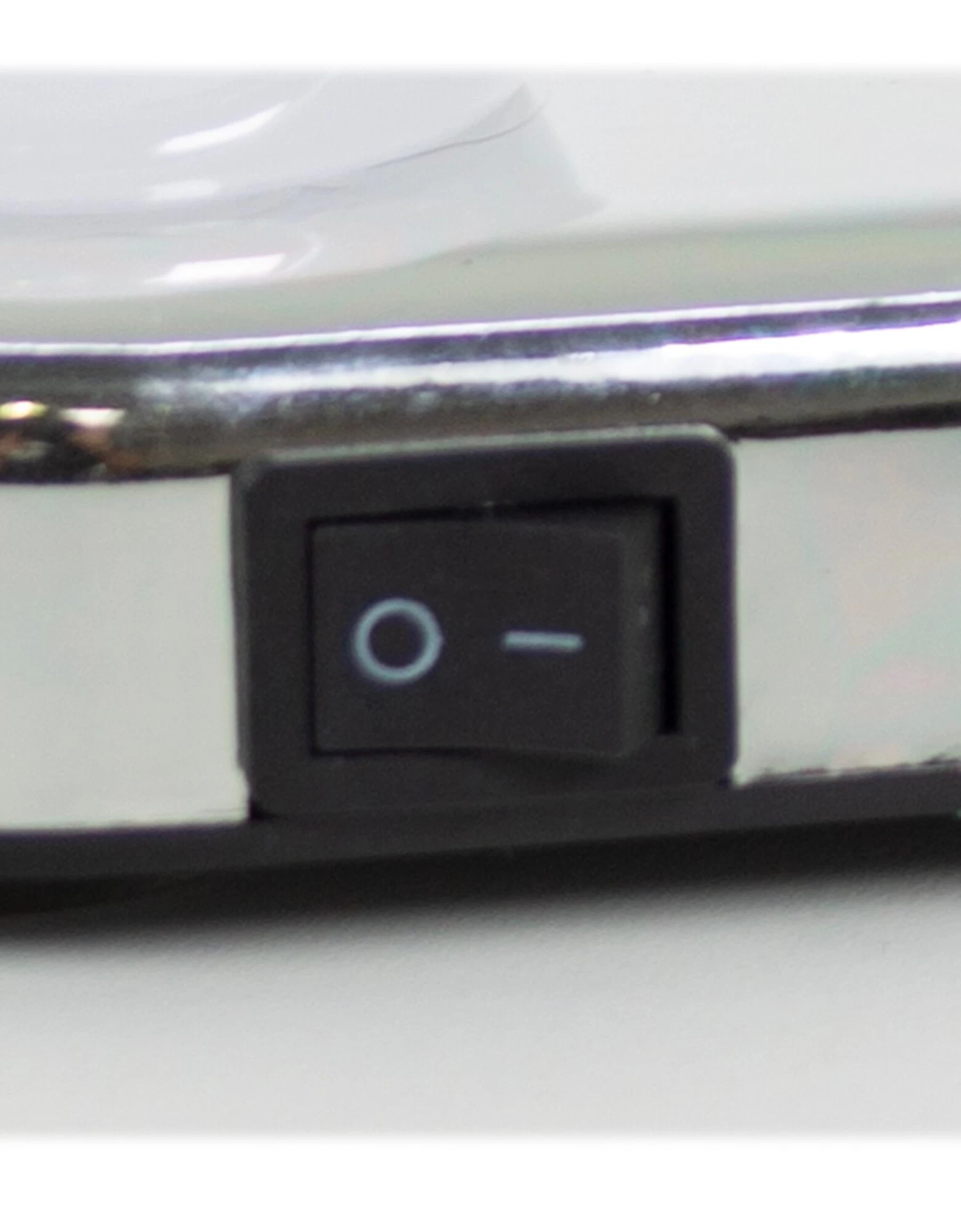 Spot Lumineux à Ventouse Pour Miroir – Image 5