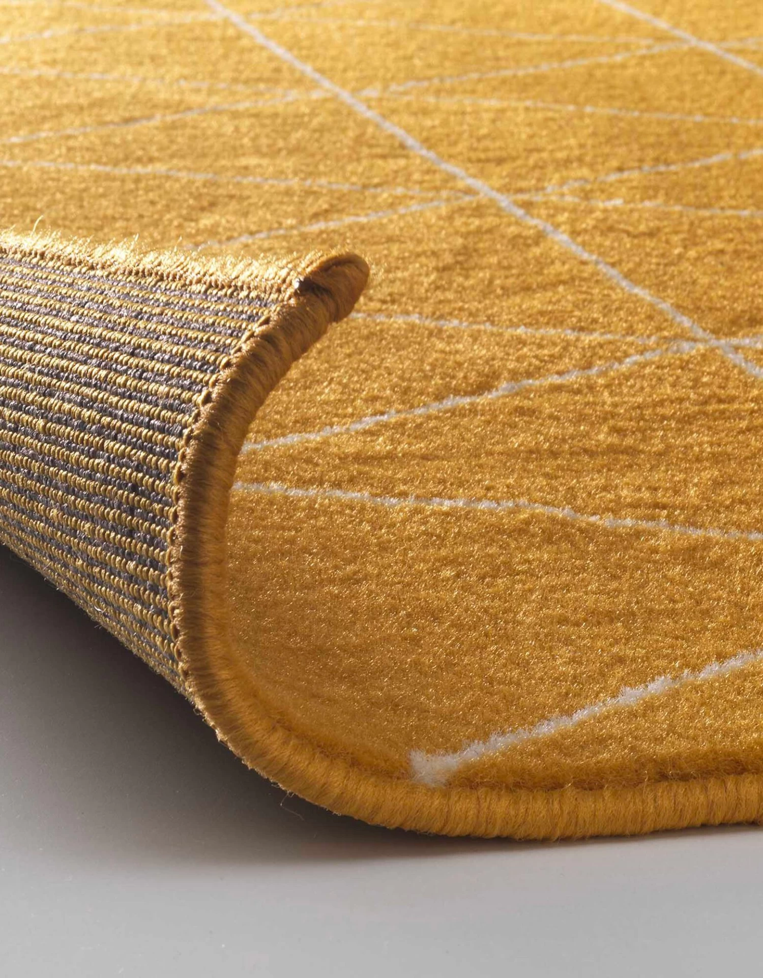 Tapis Rectangulaire Motif Géométrique Jaune – Image 3