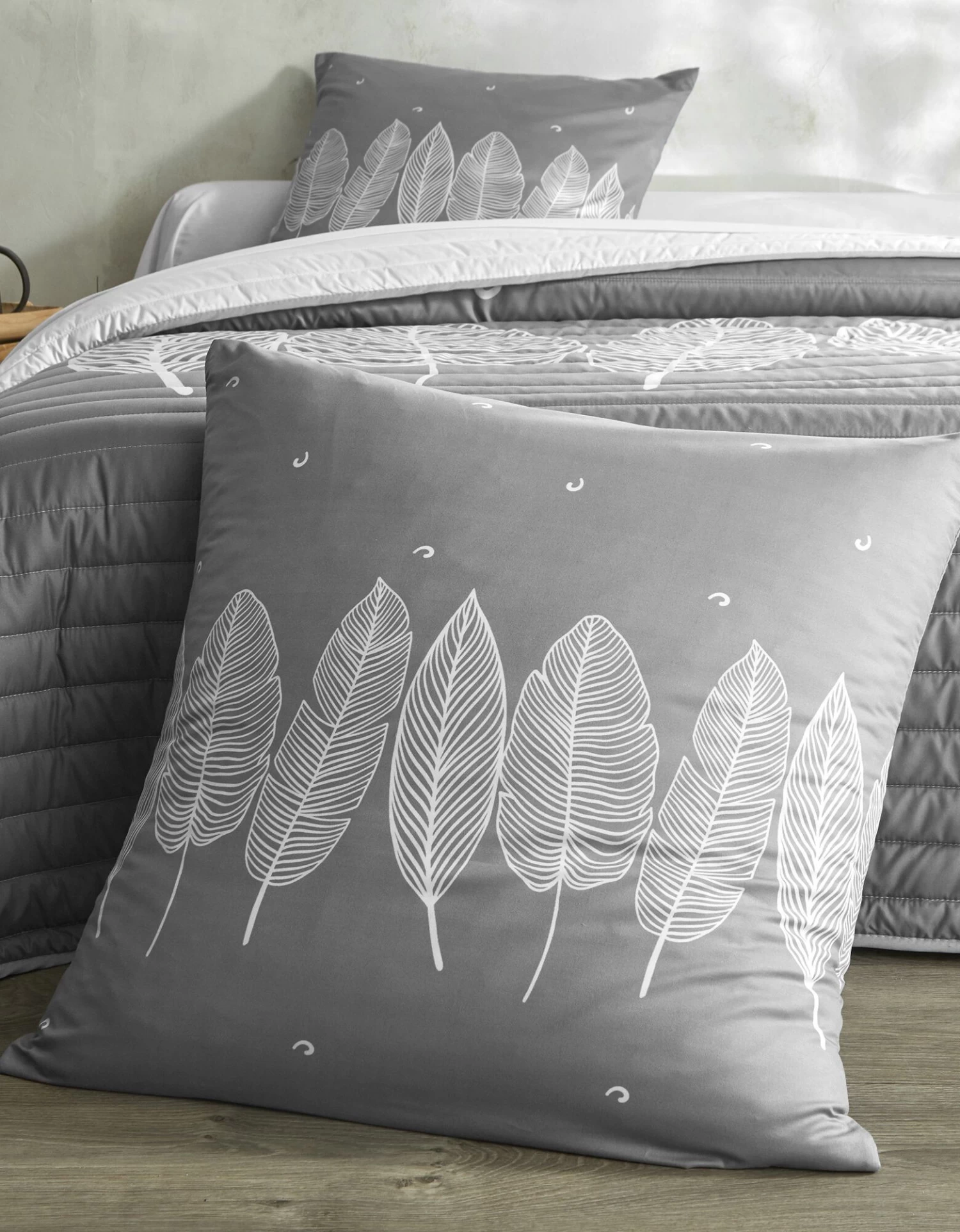 Couvre-lit Matelassé Microfibre Imprimé Feuilles – Image 2