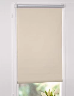 Store Enrouleur Occultant Uni à Clipser