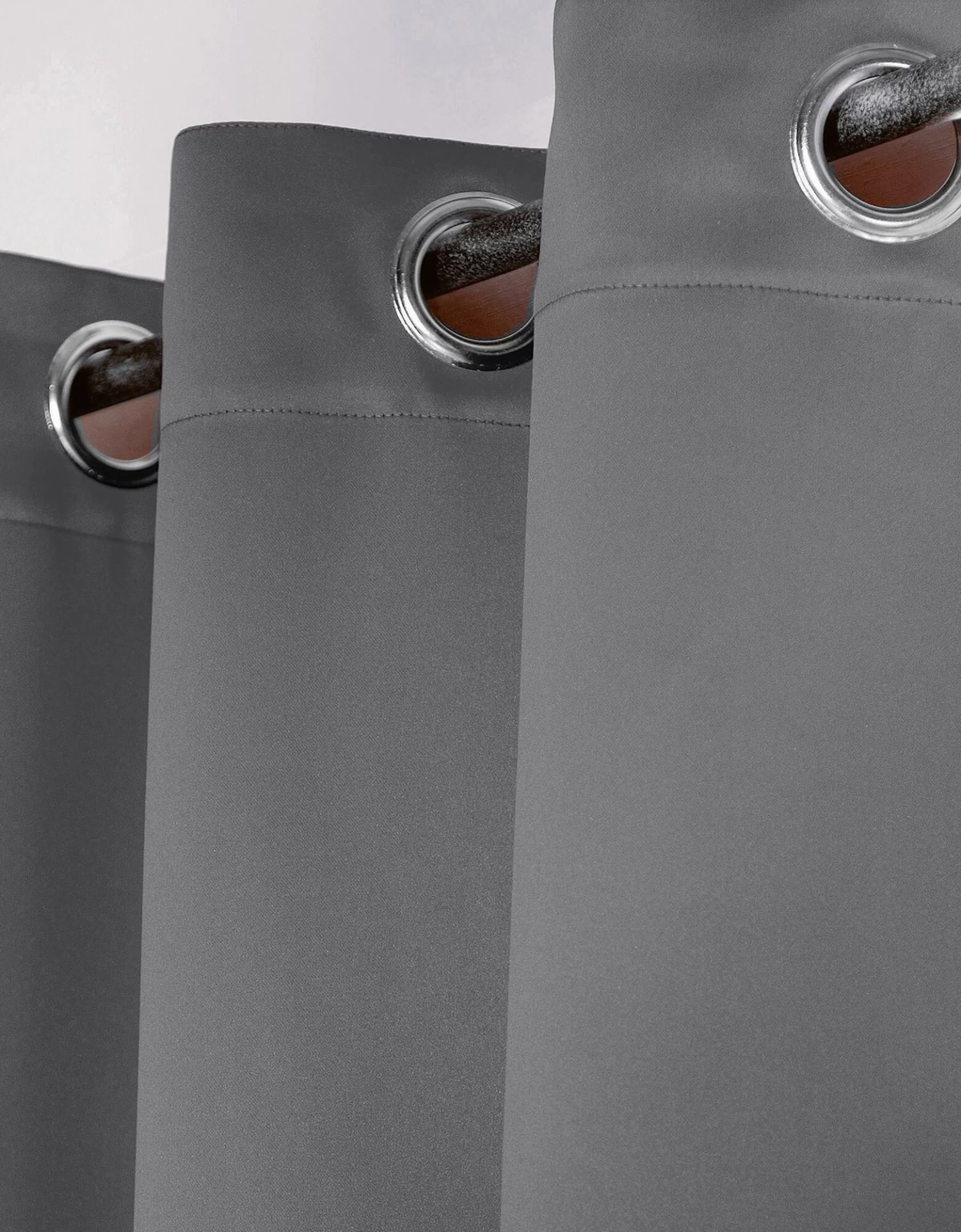 Rideau Occultant Uni Satiné Finition Oeillets – Image 2